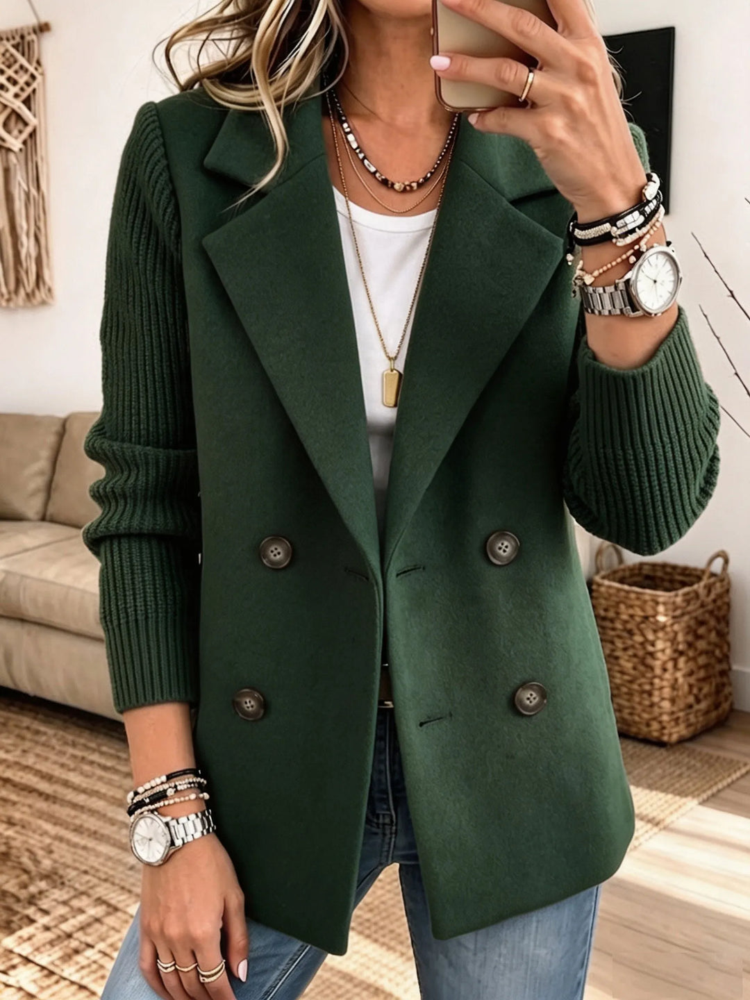 Naomi | Elegant blazer with knitted sleeves