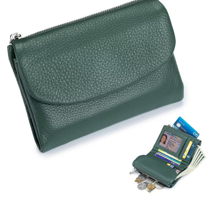 Nina | Pebble Wallet
