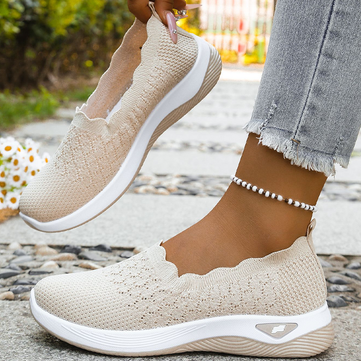 WILMA | breathable hiking shoes