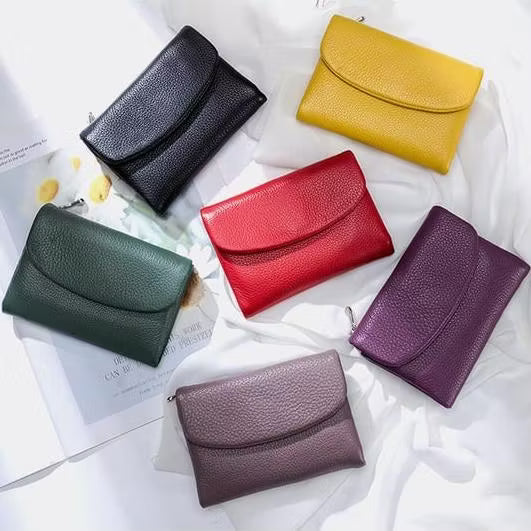 Nina | Pebble Wallet