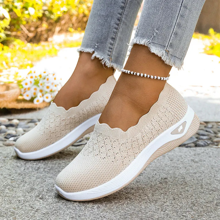WILMA | breathable hiking shoes