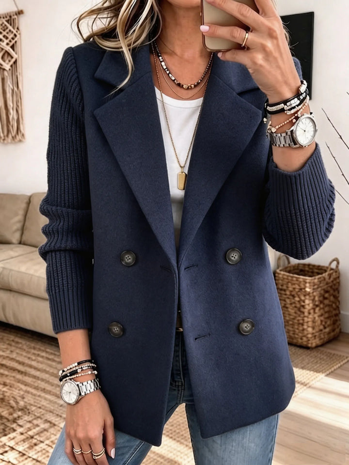 Naomi | Elegant blazer with knitted sleeves