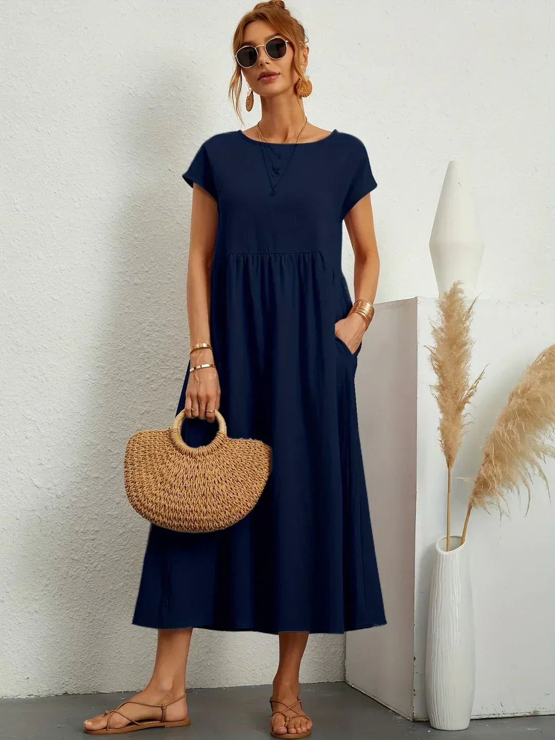 Gabrielle | Timeless Elegance Midi Dress