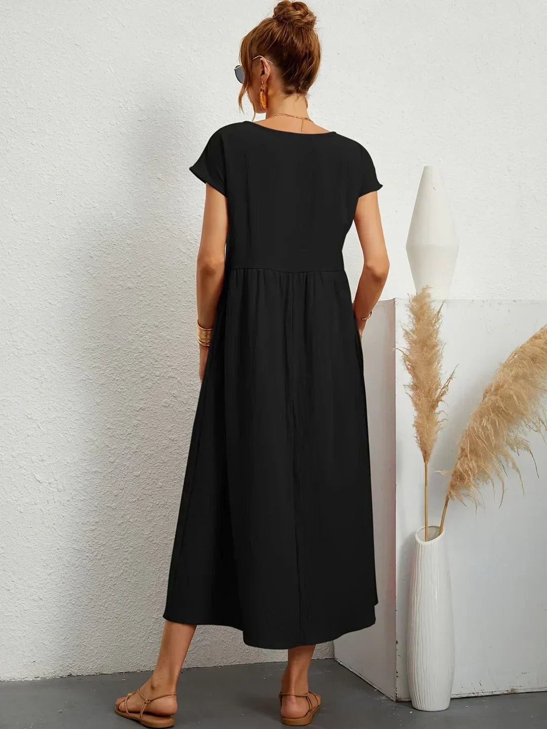 Gabrielle | Timeless Elegance Midi Dress