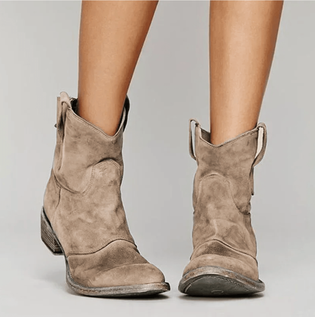 Charlotte | Orthopaedic Boots