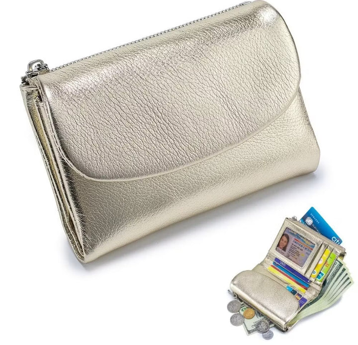 Nina | Pebble Wallet