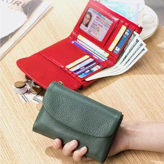 Nina | Pebble Wallet