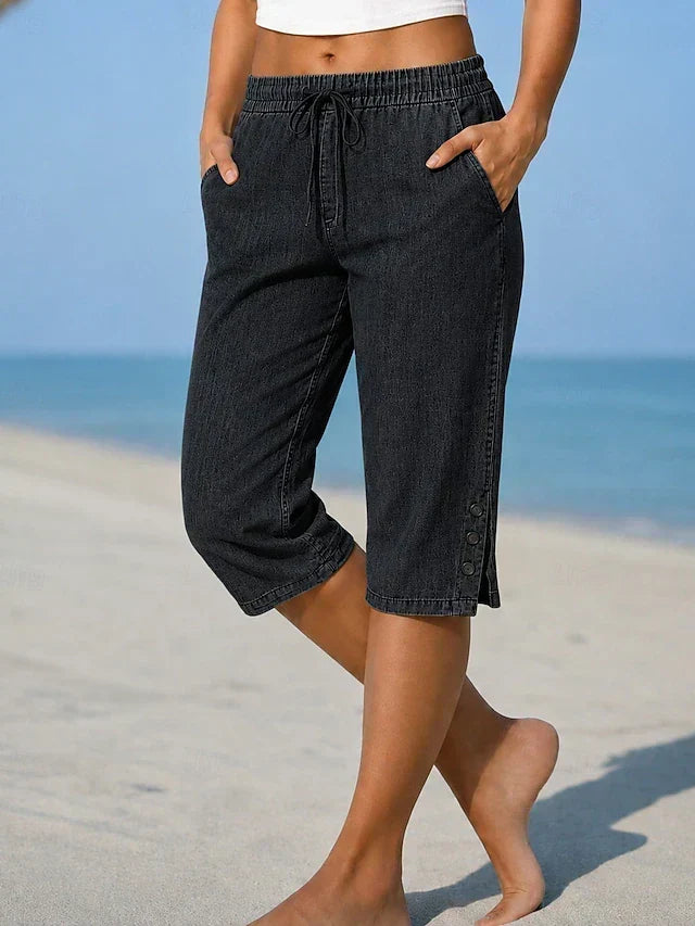 Pia | The Comfy Capri